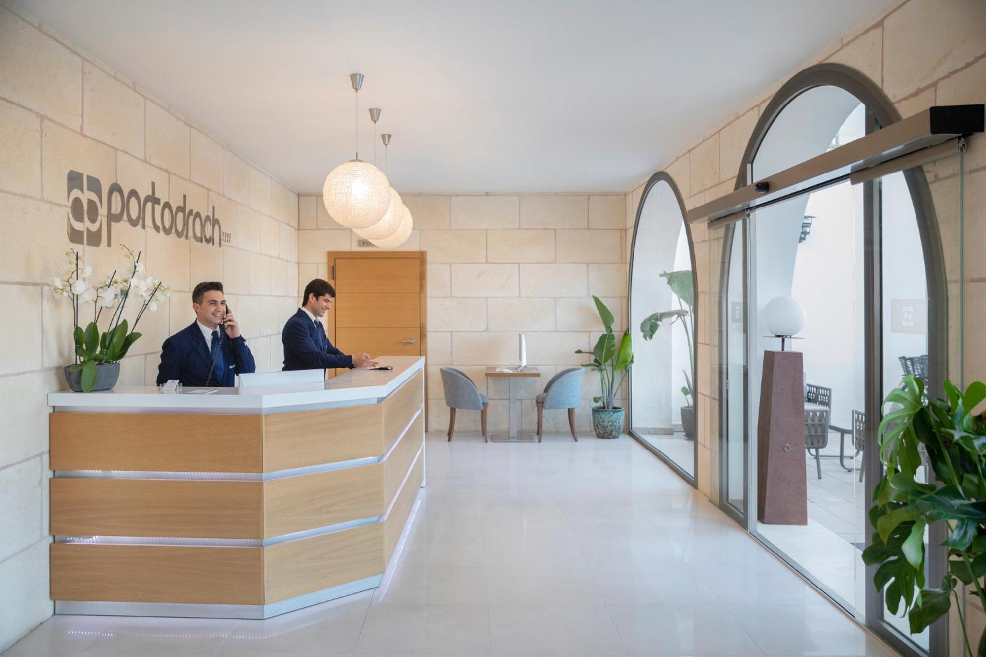 פורטו קריסטו Porto Drach Aparthotel & Suites מראה חיצוני תמונה
